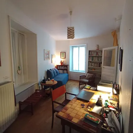 Leguilherand Villa *
