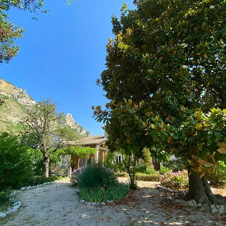 Villa Leguilherand *