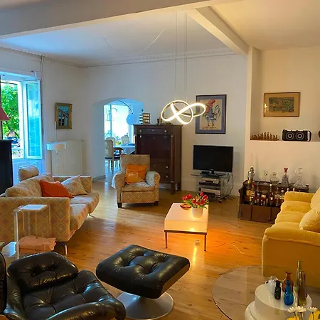 Villa Leguilherand *